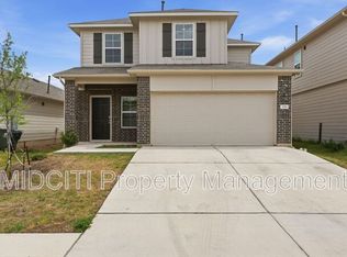 255 Granary Dr, Uhland, TX 78640