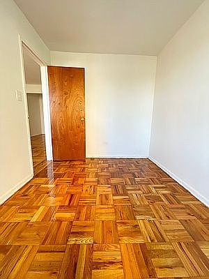 2nd image of 280 Bay 38 St #Lb