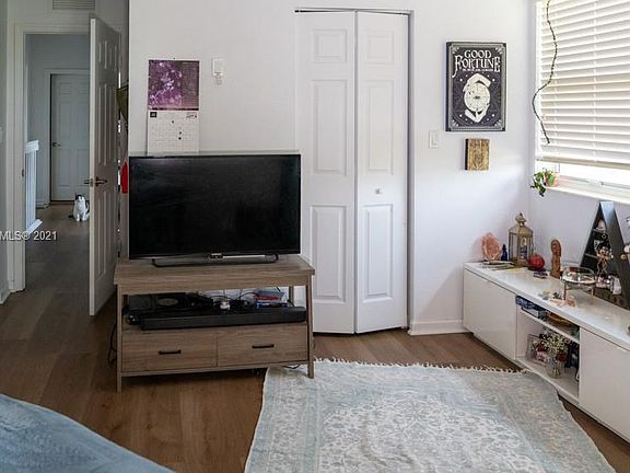 3rd image of 8960 NW 97th Ave APT 206
