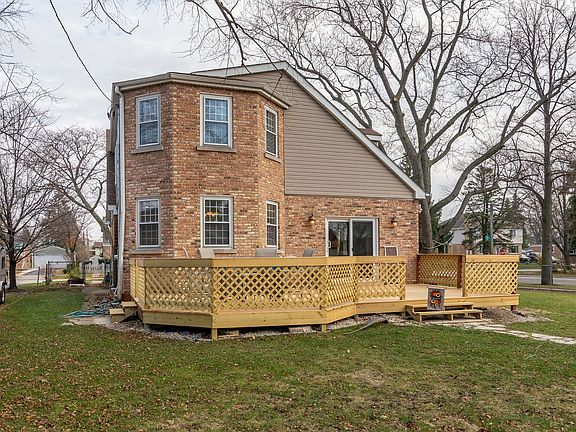 5th image of 2682 S Scott St
