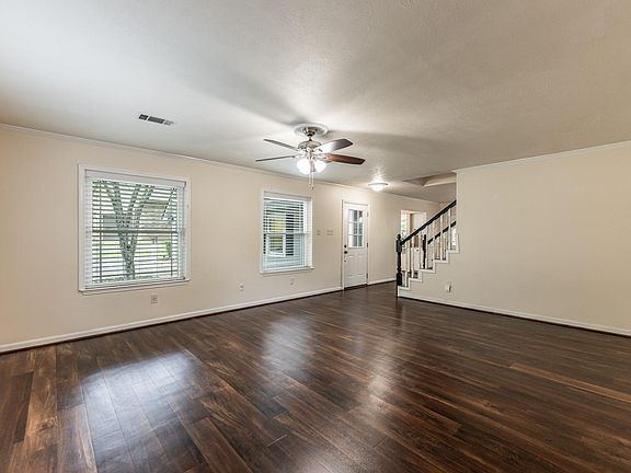 5th image of 1006 Amesbury Ct