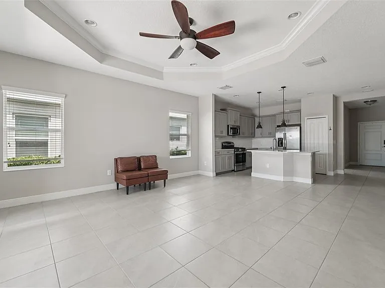 13524 Circa Crossing Dr — Photo 11