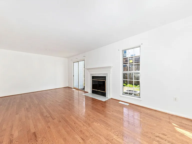 13303 Country Ridge Dr — Photo 16