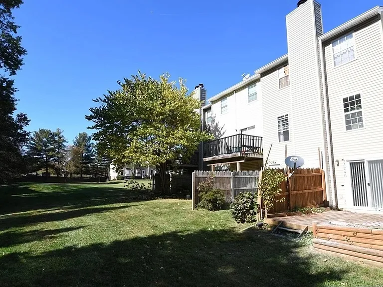 13246 Bayberry Dr — Photo 25