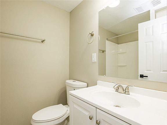 3rd image of 4865 County Road 36
