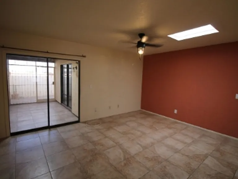 2486 N Ironwood Ridge Dr — Photo 15