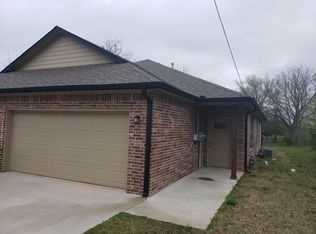 802 E Gardena St #B, Ada, OK 74820