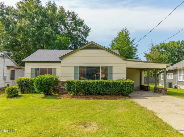 1014 W 5th St, Hattiesburg, MS 39401