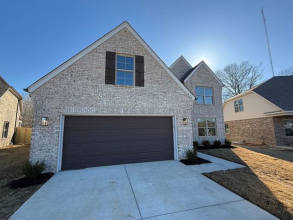 3rd image of 1836 Bloomington Cir E