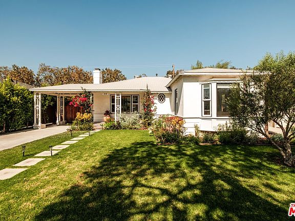 2nd image of 3719 Somerset Dr