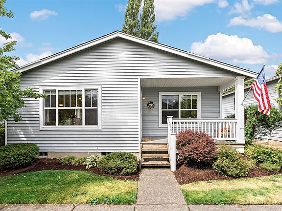 2nd image of 5684 Applewood Dr