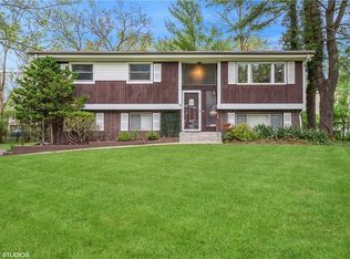 781 Sequoia Dr, Valley Cottage, NY 10989