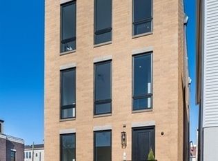 1244 W Huron St #1, Chicago, IL 60642