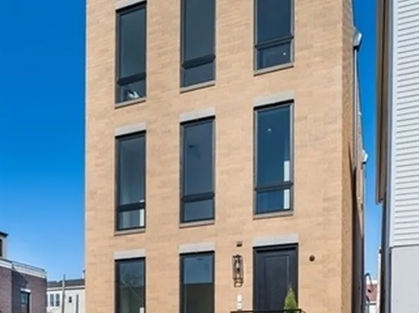 1244 W Huron St #1, Chicago, IL 60642