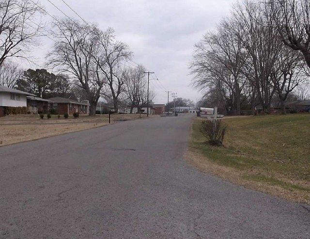 2nd image of 138 Joslin Ave