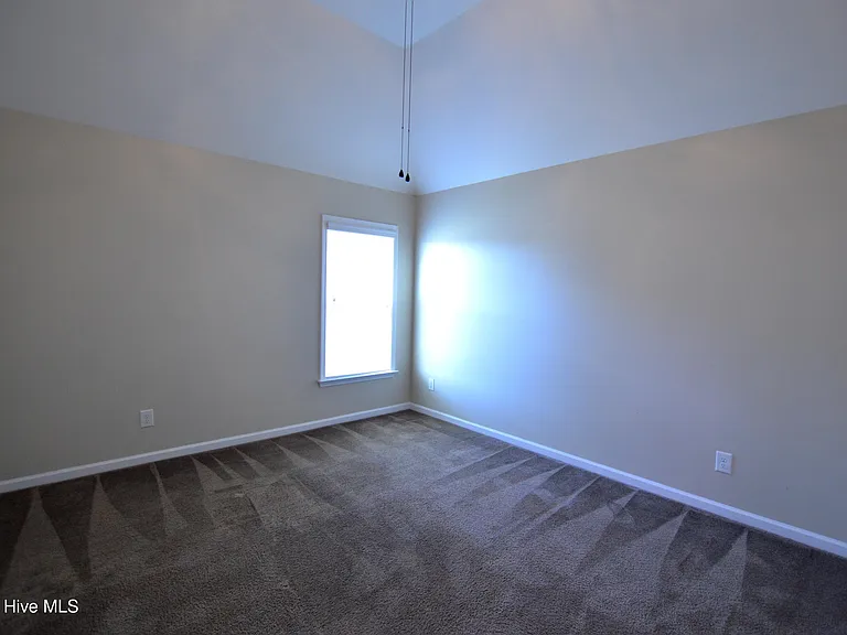 919 Stagecoach Dr — Photo 26