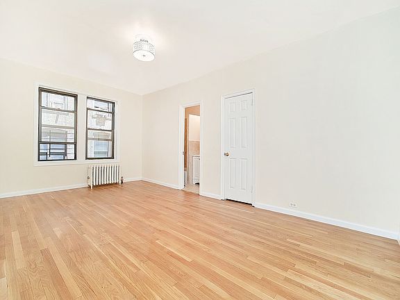 4th image of 615 W 183rd St #1L