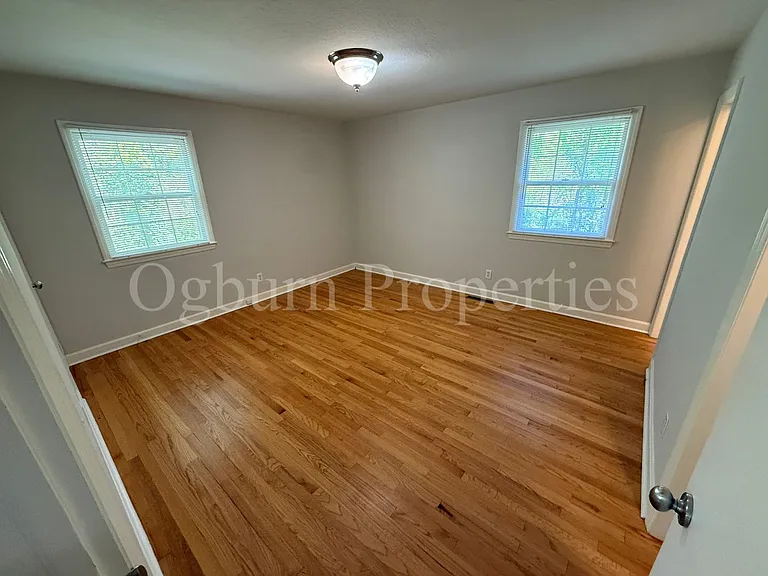 2630 Farmbrook Rd — Photo 9
