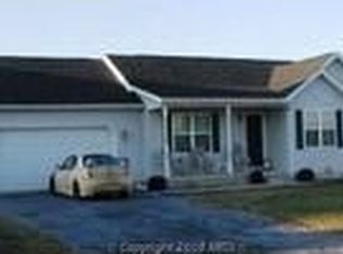 12171 Skyhawk Dr, Waynesboro, PA 17268