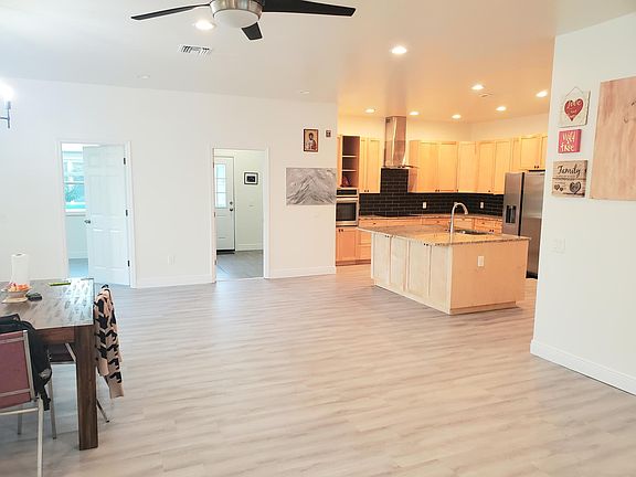 4th image of 3194 58th St N