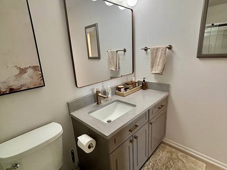 122 N 11th St #401 — Photo 11