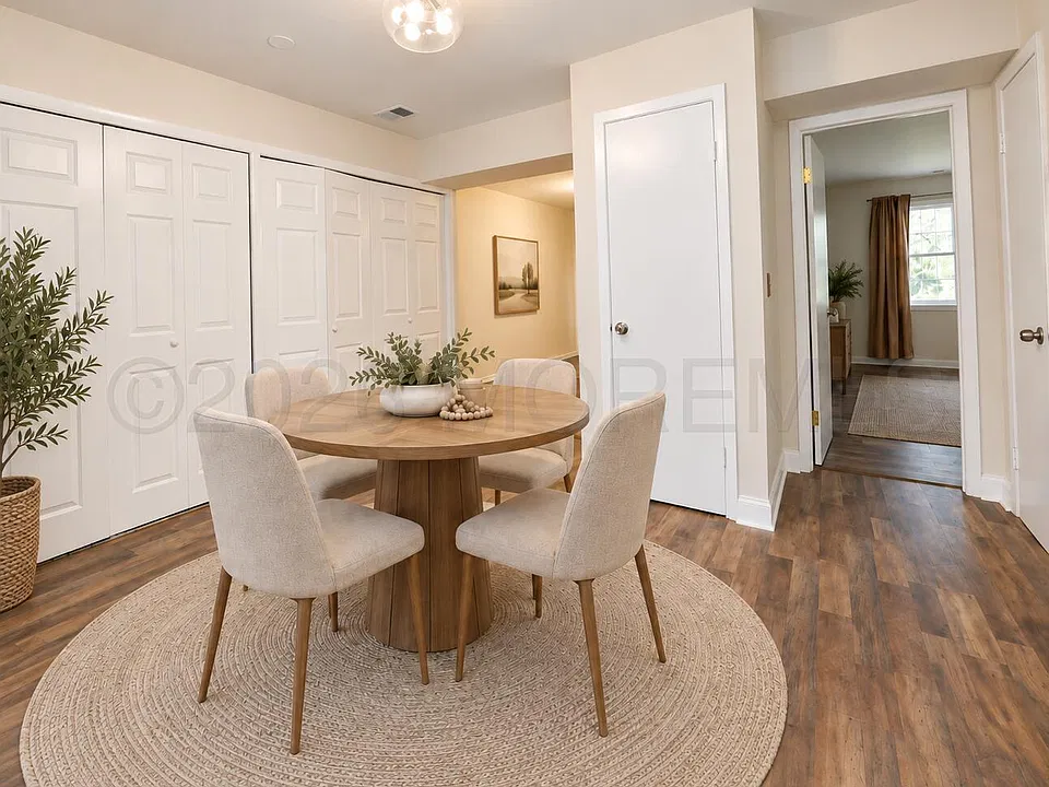 1405 Silver Ct