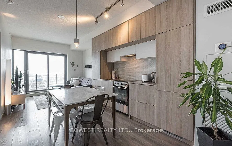 1 bed, $2,100 — Photo 2