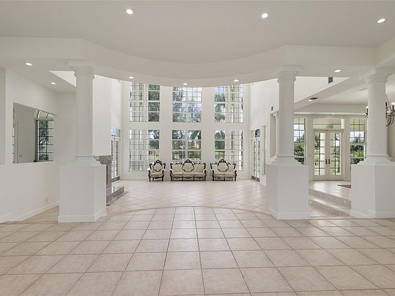 3rd image of 1000 NW 116th Avenue