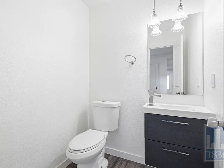 8400 Jamestown Dr #534 — Photo 10