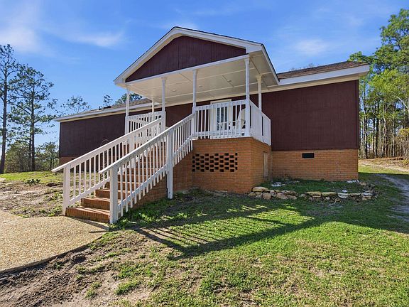 2nd image of 263 Sugar Loaf Rd