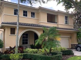 1136 Vintner Blvd, Palm Beach Gardens, FL 33410