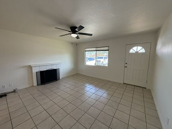 3rd image of 81247 Palmyra Ave