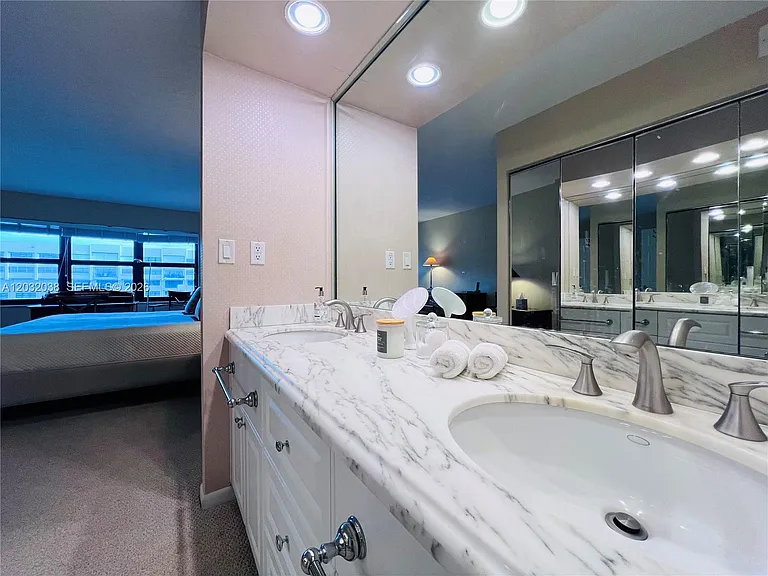 5000 N Ocean Blvd #1405 — Photo 35
