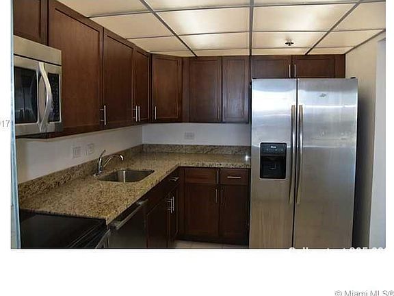 4th image of 20505 E Country Club Dr APT 1439