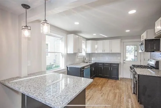 4764 Mission Rd — Photo 3