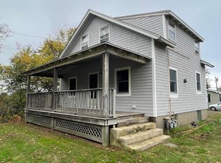 155 Bristol Ferry Rd #A, Portsmouth, RI 02871