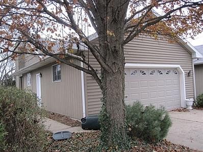 2nd image of 1125 Yale Ave