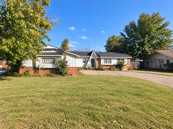 518 Lakeside Dr, Altus, OK 73521