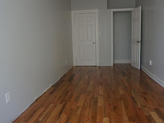 3rd image of 115 S Clinton St APT 108