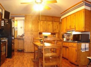 211 W 3rd St, Delavan, IL 61734