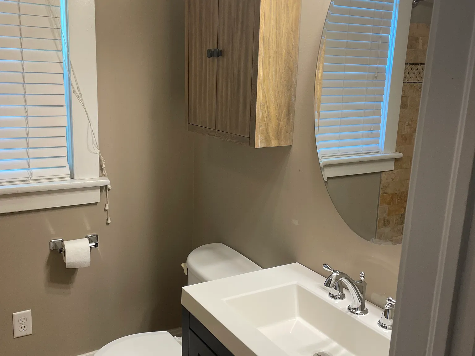 3 bed, 1.5 bath, 1115 sqft, $1,600 — Photo 2