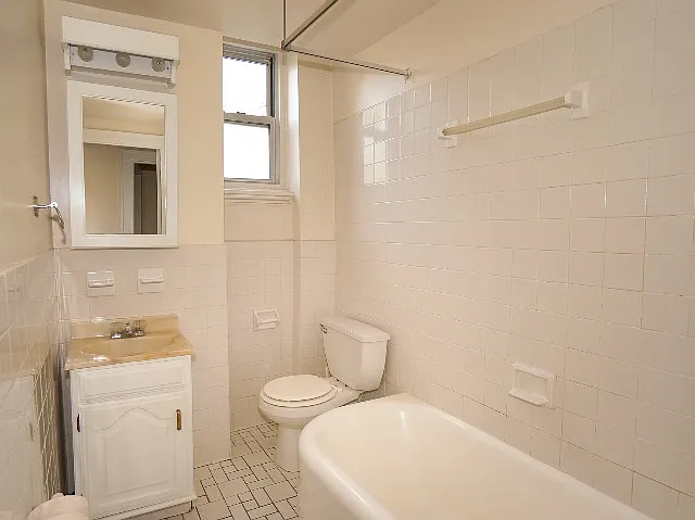 Bathroom Bathroom