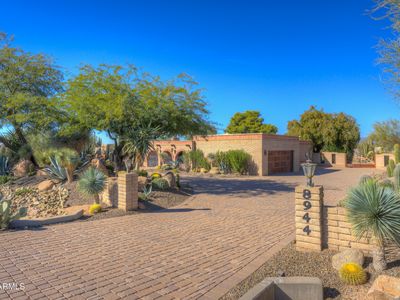 8944 E CAVE CREEK Road E, Carefree, AZ, 85377
