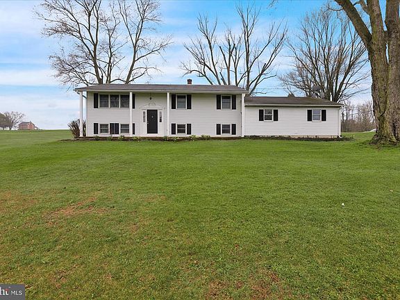 4th image of 16 Mount Wilson Rd