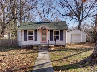 1900 N Robberson Ave, Springfield, MO 65803
