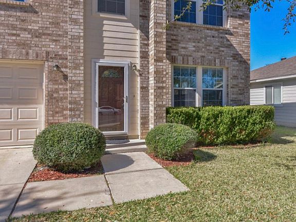 2nd image of 8911 Oakwood Ct