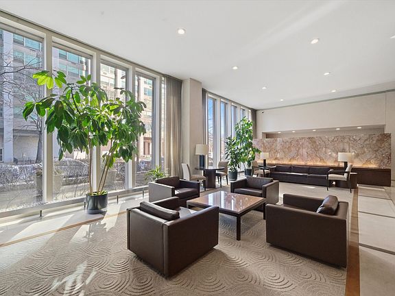 2nd image of 3550 N Lake Shore Dr APT 516