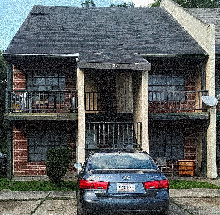 2nd image of 136 N Meyers Dr