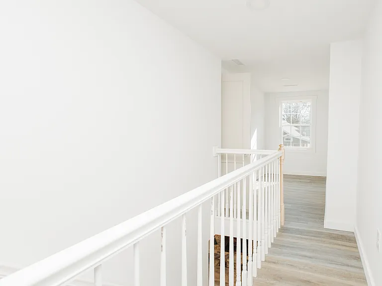 245 Carolina Ave — Photo 13