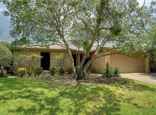 7754 Cypress Dr, Watauga, TX 76148